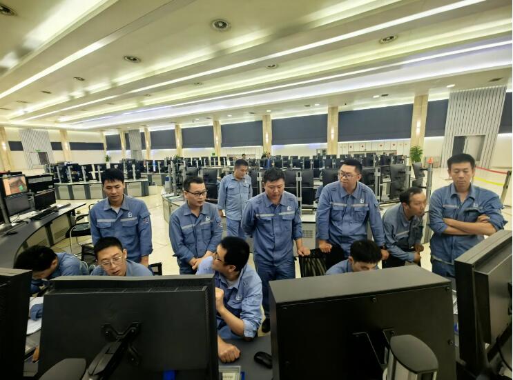 中石化海南煉化國內首次實現(xiàn)吸附塔壓送控制閥在線切換作業(yè) 中石化海南煉化國內首次實現(xiàn)吸附塔壓送控制閥在線切換作業(yè)