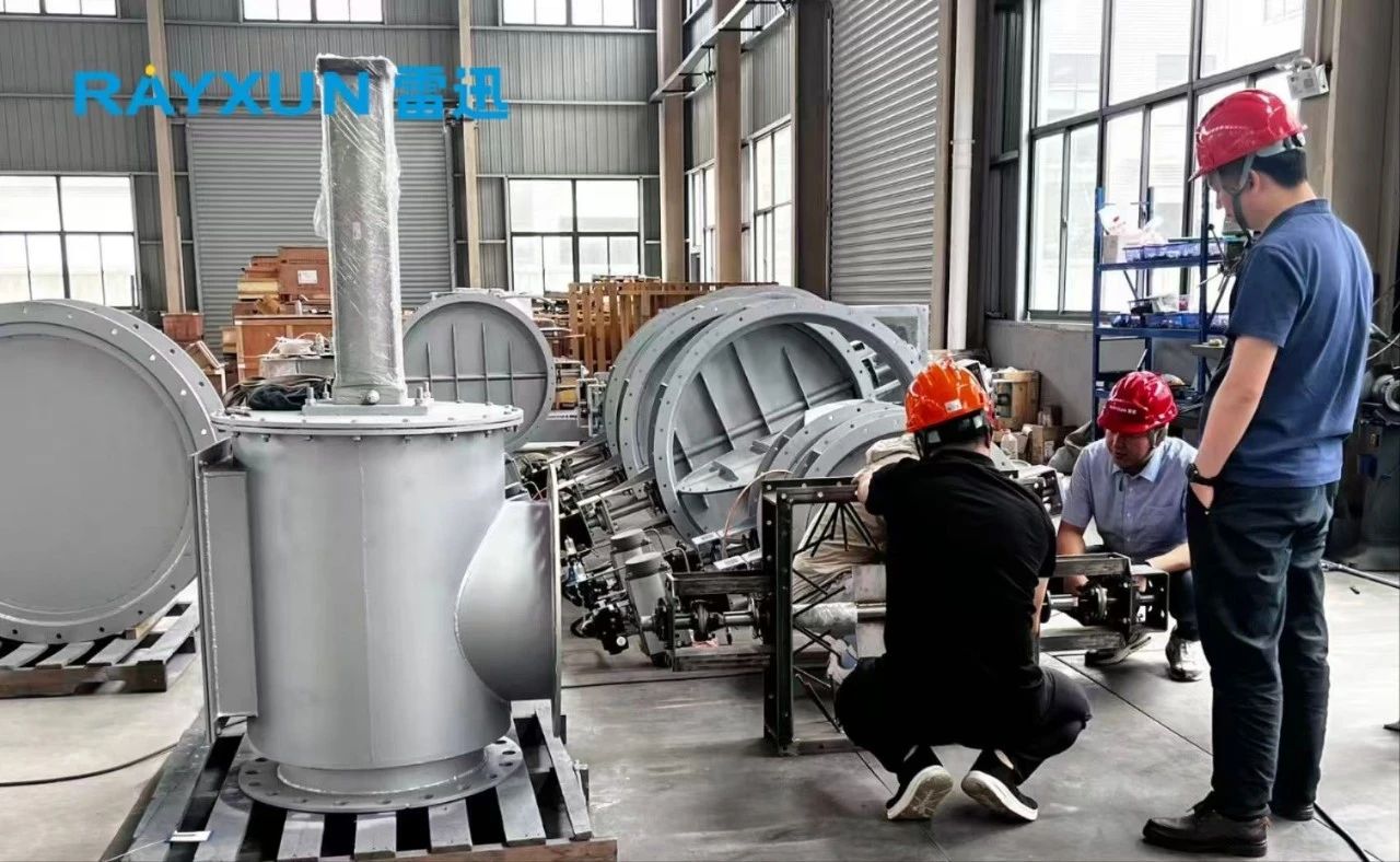 某重點廢氣項目考察團蒞臨雷力閥門生產基地參觀交流 某重點廢氣項目考察團蒞臨雷力閥門生產基地參觀交流